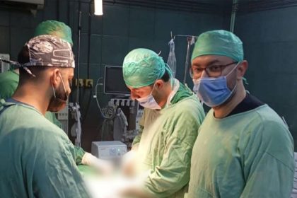 نجاح عملية إعادة زرع حالب معقدة في مستشفى جبلة الوطني